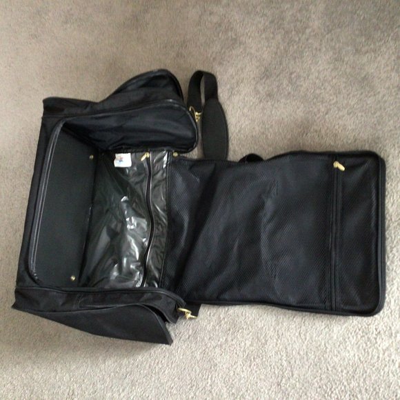 American Tourister - Black Canvas Travel Bag - Picture 10 of 15